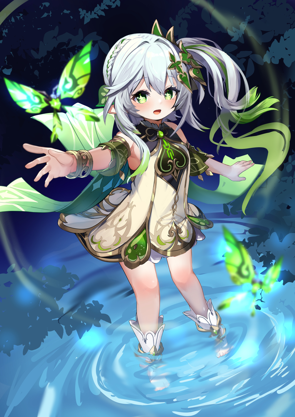 1girl bangs blush bracelet cape cross-shaped_pupils crystalfly_(genshin_impact) detached_sleeves dress floating_hair genshin_impact gold_trim gradient_hair green_cape green_eyes green_hair green_sleeves hair_ornament highres jewelry leaf_hair_ornament long_hair looking_at_viewer multicolored_hair nahida_(genshin_impact) open_mouth outstretched_arm pointy_ears side_ponytail sidelocks sleeveless sleeveless_dress smile solo toeless_footwear wading water white_dress white_footwear white_hair yoshizawa_tsubaki