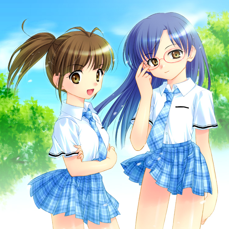 2girls akizuki_ritsuko glasses idolmaster kisaragi_chihaya multiple_girls no_glasses school_uniform smile