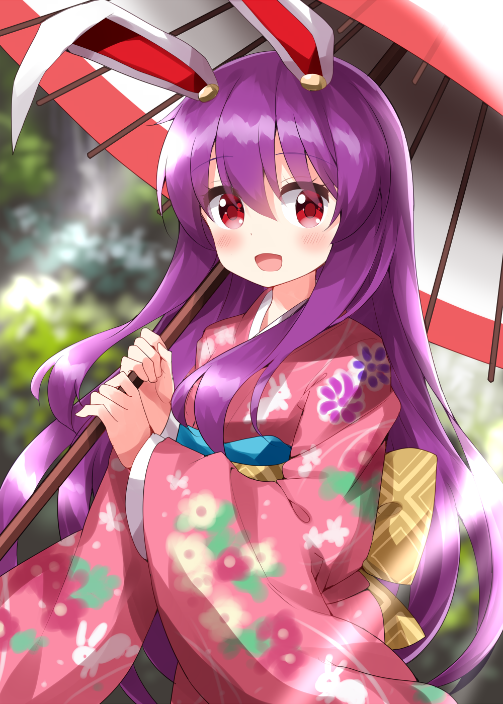 1girl animal_ears animal_print blush bunny_print floral_print highres holding holding_umbrella japanese_clothes kimono long_hair long_sleeves oil-paper_umbrella open_mouth pink_kimono print_kimono purple_hair rabbit_ears red_eyes reisen_udongein_inaba ruu_(tksymkw) smile solo touhou umbrella upper_body wide_sleeves