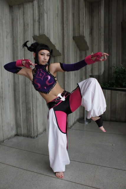 airbrushed barefoot capcom cosplay han_juri photo real street_fighter street_fighter_iv