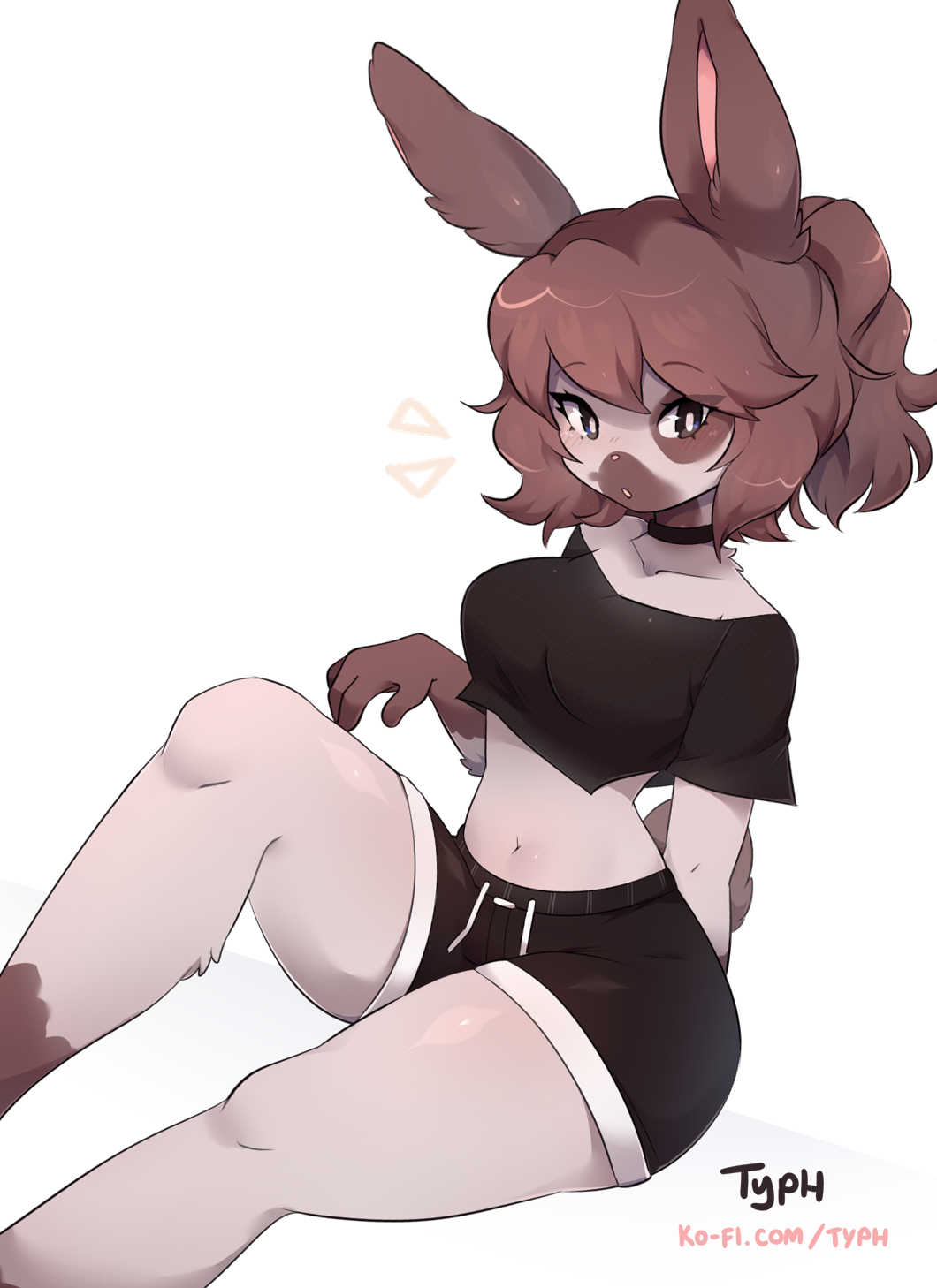 1girl animal_ears artist_name bangs black_choker black_eyes black_shirt black_shorts body_fur breasts bright_pupils brown_fur brown_hair choker collarbone commentary commission crop_top drawstring english_commentary furry furry_female grey_fur hand_up highres knee_up ko-fi_username legs looking_at_viewer medium_breasts midriff navel notice_lines original ponytail rabbit_ears rabbit_girl rabbit_tail shirt short_hair short_shorts short_sleeves shorts sidelocks signature simple_background solo stomach tail thighs two-tone_fur typh watermark web_address white_background white_pupils wide_hips