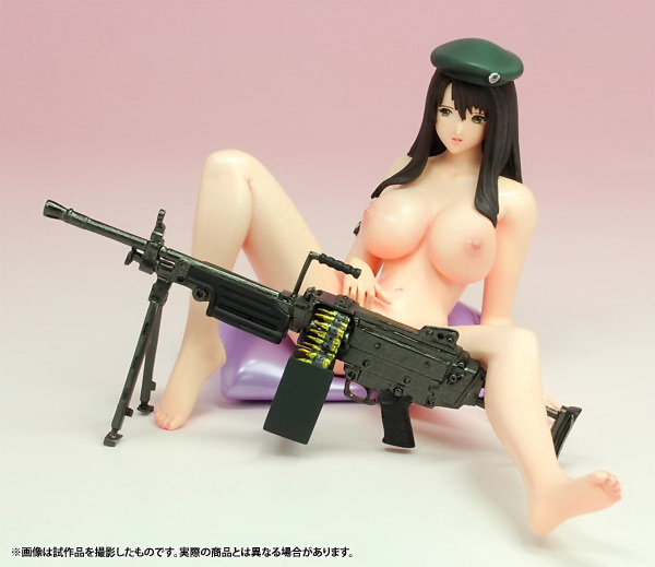 breasts daiki_smg figure gun nude weapon