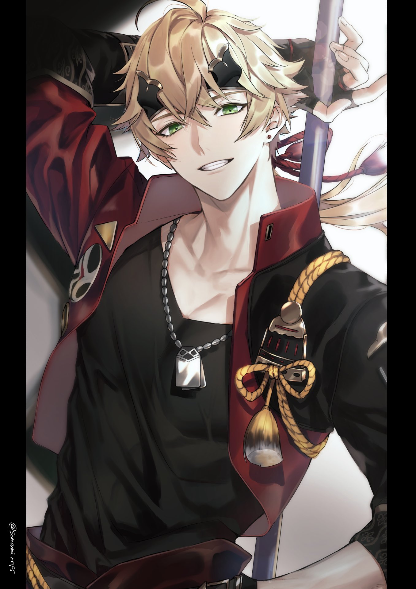 1boy black_gloves blonde_hair dog_tags ear_piercing fake_horns fingerless_gloves genshin_impact gloves green_eyes grin hair_between_eyes hand_on_own_hip headband highres holding holding_polearm holding_weapon horned_headwear horns long_hair looking_at_viewer male_focus piercing pillarboxed polearm simple_background smile solo sonomi tassel thoma_(genshin_impact) twitter_username upper_body weapon