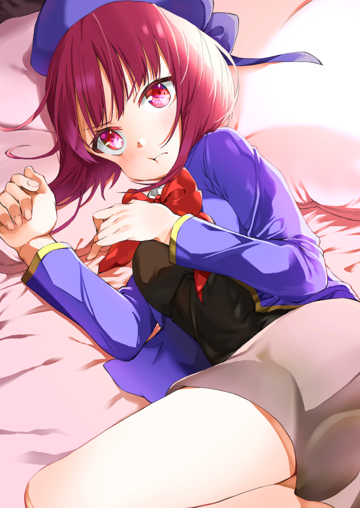 1girl arima_kana black_sweater_vest blue_headwear blue_vest bob_cut closed_mouth grey_skirt hat hat_ribbon inverted_bob looking_at_viewer on_bed oshi_no_ko red_eyes red_hair ribbon school_uniform short_hair skirt solo sweater_vest tsundere vest yakutashi youtou_high_school_uniform