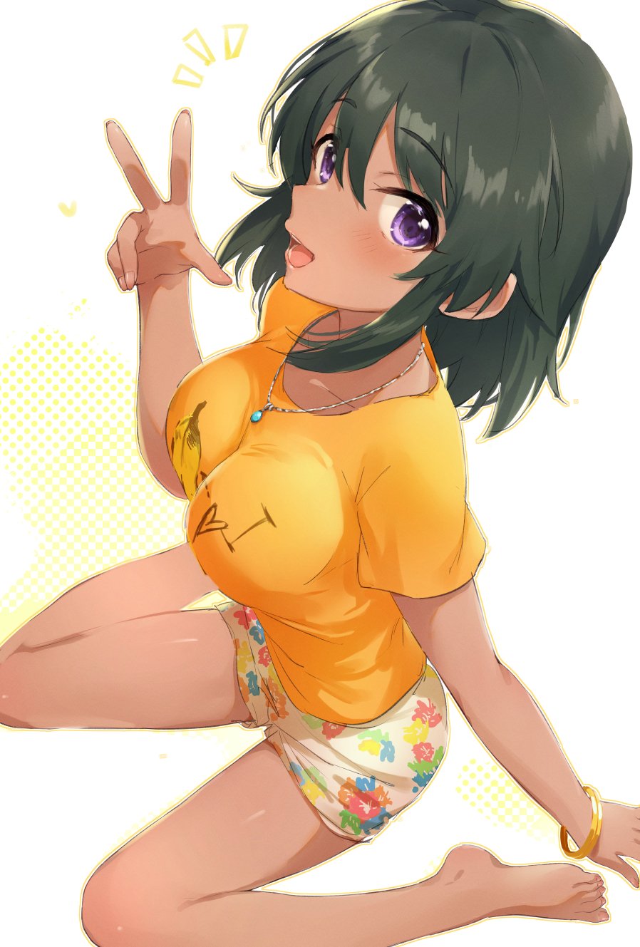 1girl barefoot black_hair blush breasts bvucki36gzoeq1c collarbone dark-skinned_female dark_skin floral_print hand_up heart highres idolmaster idolmaster_cinderella_girls idolmaster_cinderella_girls_starlight_stage jewelry large_breasts looking_at_viewer multiple_bracelets natalia_(idolmaster) necklace open_mouth print_shirt print_shorts purple_eyes shirt short_hair short_sleeves shorts simple_background sitting smile solo toenails toes tongue v wariza white_background white_shorts yellow_shirt