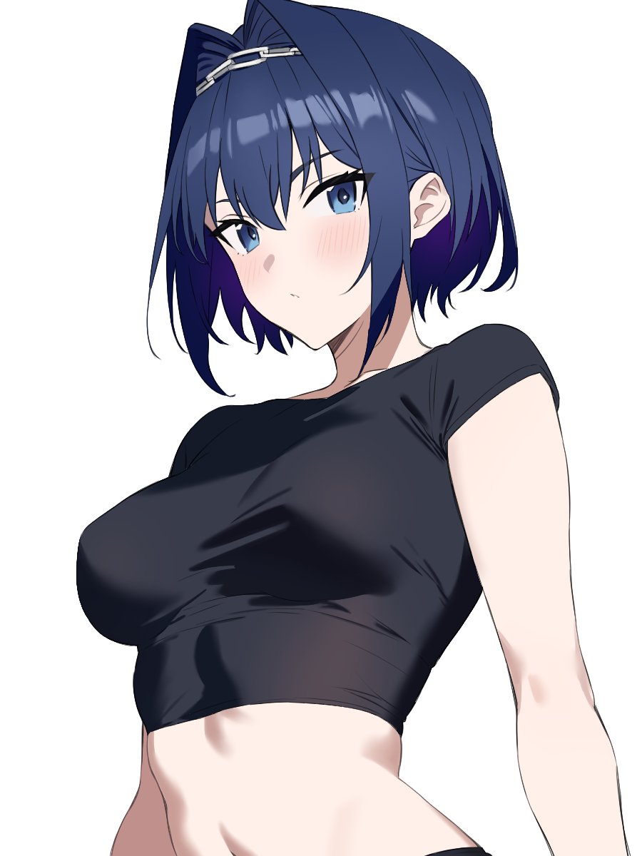 1girl black_shirt blue_eyes blush breasts chain chain_headband crop_top hair_intakes highres hololive hololive_english looking_at_viewer medium_breasts navel ouro_kronii pout shirt short_hair short_sleeves simple_background solo tight tight_shirt upper_body virtual_youtuber white_background zeon_(zzeeonn)