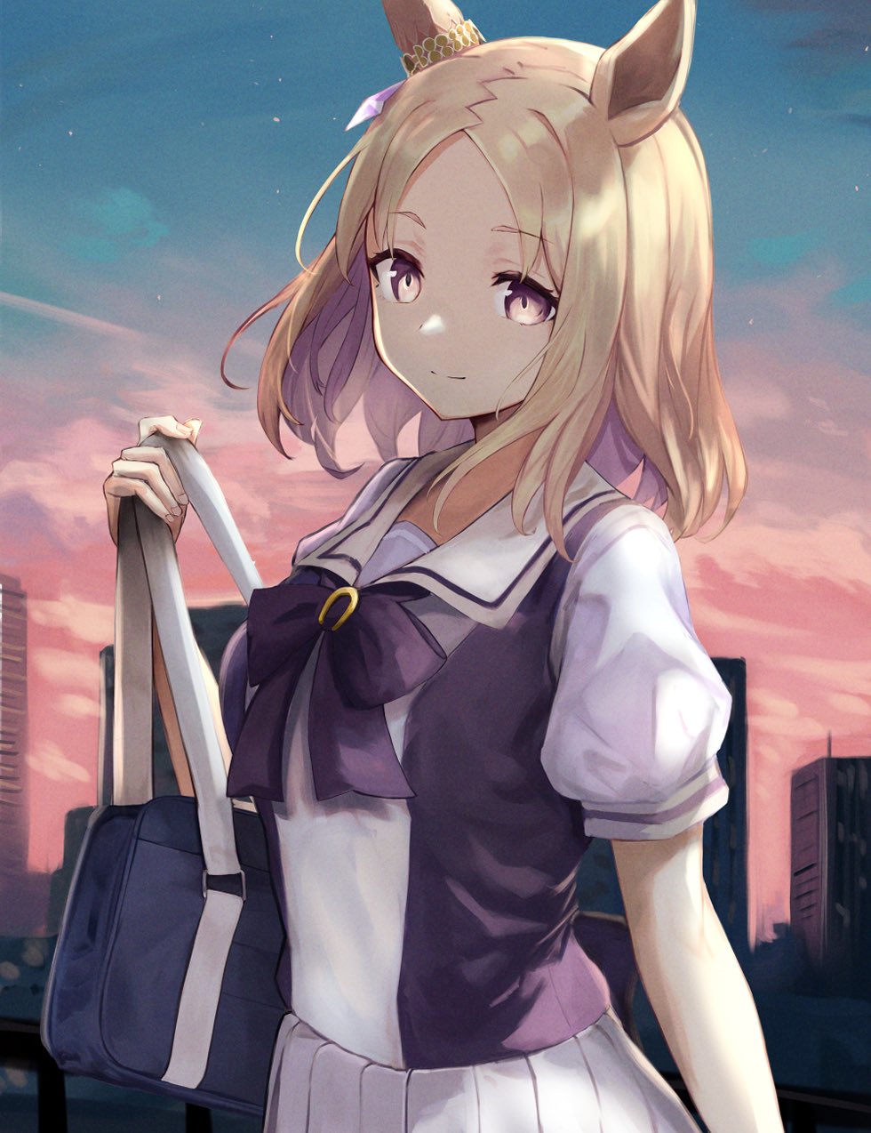 1girl animal_ears bag blonde_hair bow bowtie breasts brown_eyes building closed_mouth cloud e_nnihql hand_up highres holding holding_bag horse_ears looking_at_viewer narita_top_road_(umamusume) outdoors purple_shirt sailor_collar school_bag school_uniform shirt short_sleeves skirt skyscraper small_breasts smile solo sunset tracen_school_uniform umamusume upper_body white_skirt