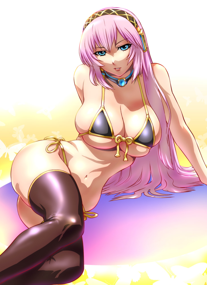 arm_support bikini blue_eyes breasts front-tie_top huge_breasts jewelry long_hair lying megurine_luka naughty_face necklace on_side pink_hair shiny side-tie_bikini skindentation solo swimsuit thighhighs ueyama_michirou vocaloid