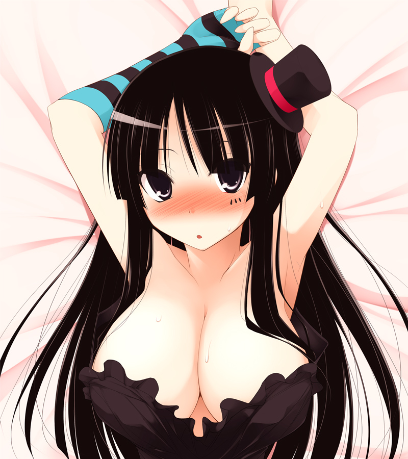akiyama_mio armpits arms_behind_back arms_up asymmetrical_clothes bangs bare_shoulders black_hair blunt_bangs blush breasts cleavage don't_say_"lazy" fingerless_gloves gloves hat hime_cut k-on! kurikara large_breasts long_hair lying mini_hat mini_top_hat on_back single_glove solo striped striped_gloves top_hat