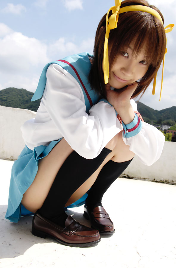 bangs cosplay kita_high_school_uniform misa_kikouden photo school_uniform solo suzumiya_haruhi suzumiya_haruhi_no_yuuutsu