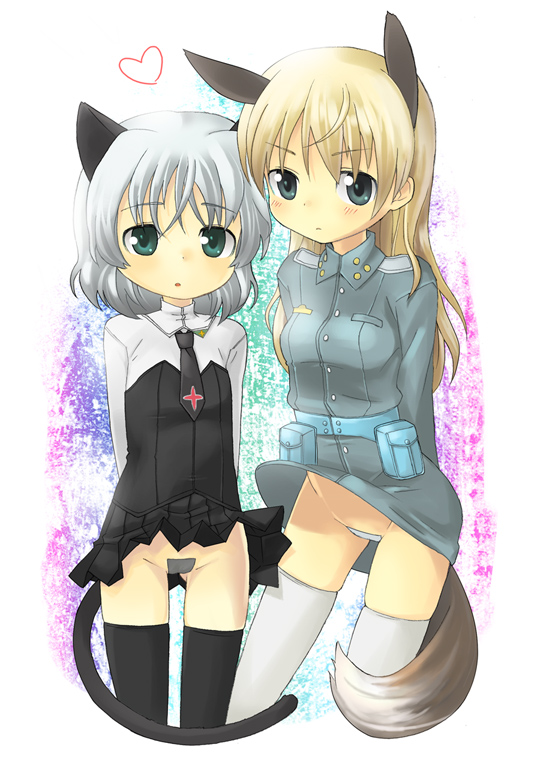 animal_ears eila_ilmatar_juutilainen maebari multiple_girls no_pants ogata_zen sanya_v_litvyak strike_witches tail thighhighs uniform world_witches_series