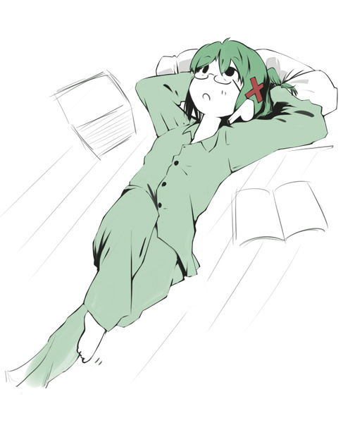 aki_toshi barefoot glasses green homeko lying monochrome os-tan pajamas pillow solo spot_color xp_home-tan