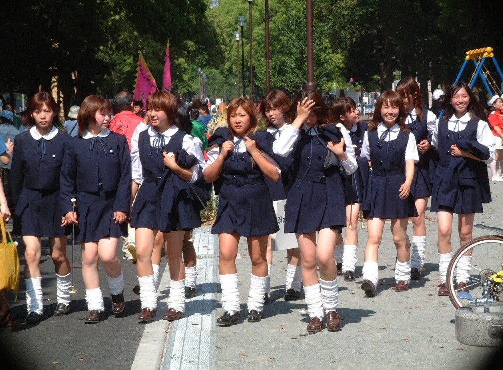 6+girls multiple_girls photo school_uniform tagme