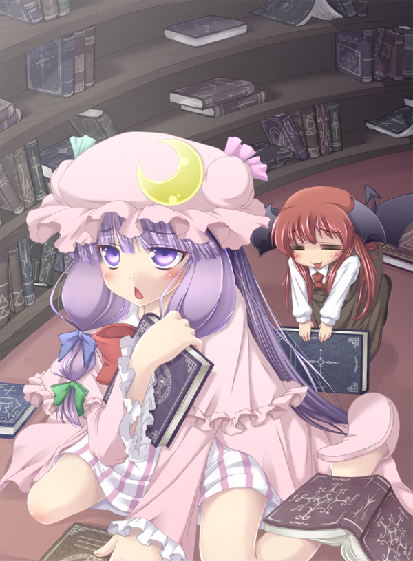 :&lt; :3 =_= bad_id bad_pixiv_id bat_wings blush book bookshelf crescent demon_tail hair_ribbon head_wings iganseijin koakuma library long_hair minigirl multiple_girls necktie patchouli_knowledge purple_eyes purple_hair red_hair ribbon sitting tail touhou voile wariza wings