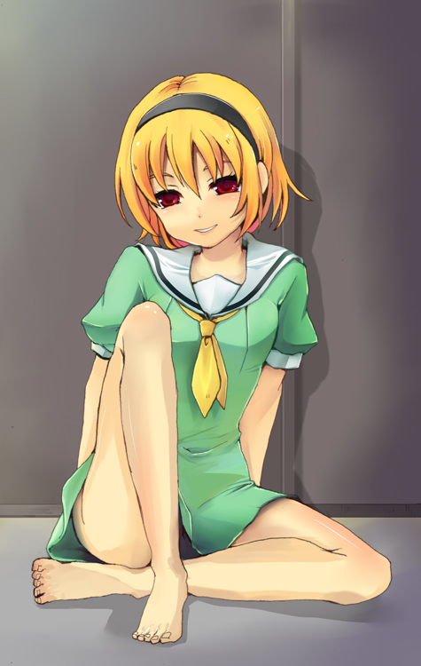 arms_behind_back barefoot blonde_hair dress feet hairband higurashi_no_naku_koro_ni houjou_satoko legs light_smile looking_away necktie red_eyes sailor_dress sazame school_uniform shadow short_hair sitting smile solo thighs upskirt