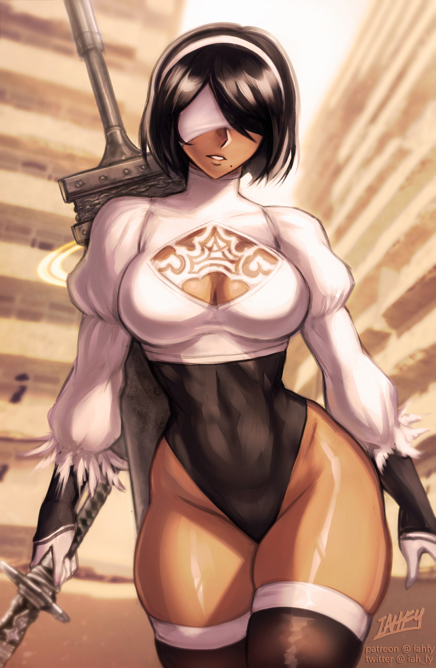 1girl 2p_(nier:automata) artist_name black_hair blindfold breasts cowboy_shot dark-skinned_female dark_skin gloves highres holding holding_sword holding_weapon iahfy long_sleeves medium_breasts mole mole_under_mouth nier:automata nier_(series) parted_lips patreon_username short_hair skindentation solo sword teeth thighhighs twitter_username watermark weapon