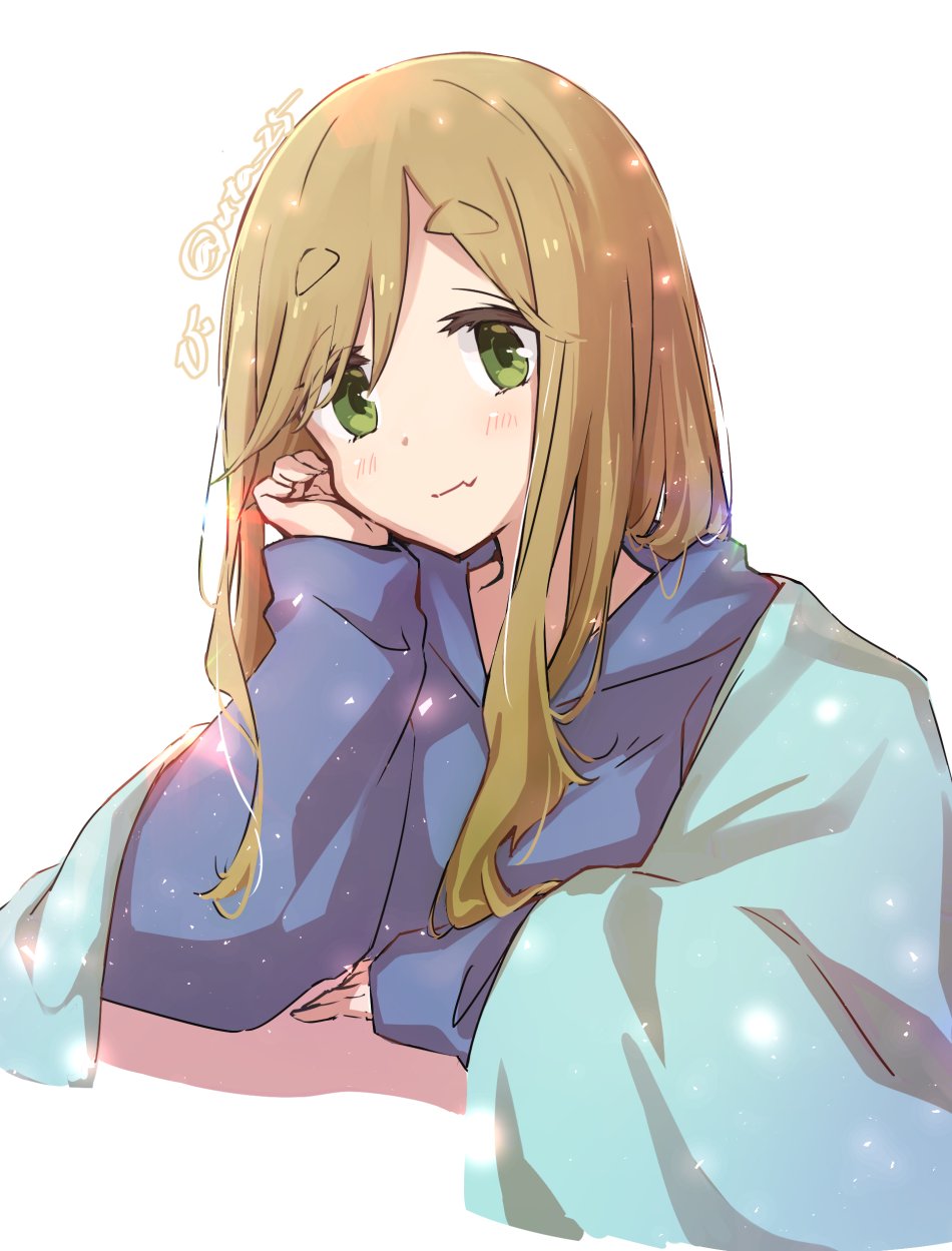 1girl atu blanket blush brown_hair fang green_eyes head_on_hand head_rest highres hood hoodie inuyama_aoi light_particles long_hair looking_at_viewer parted_bangs sidelocks signature skin_fang smile solo thick_eyebrows twitter_username white_background yurucamp