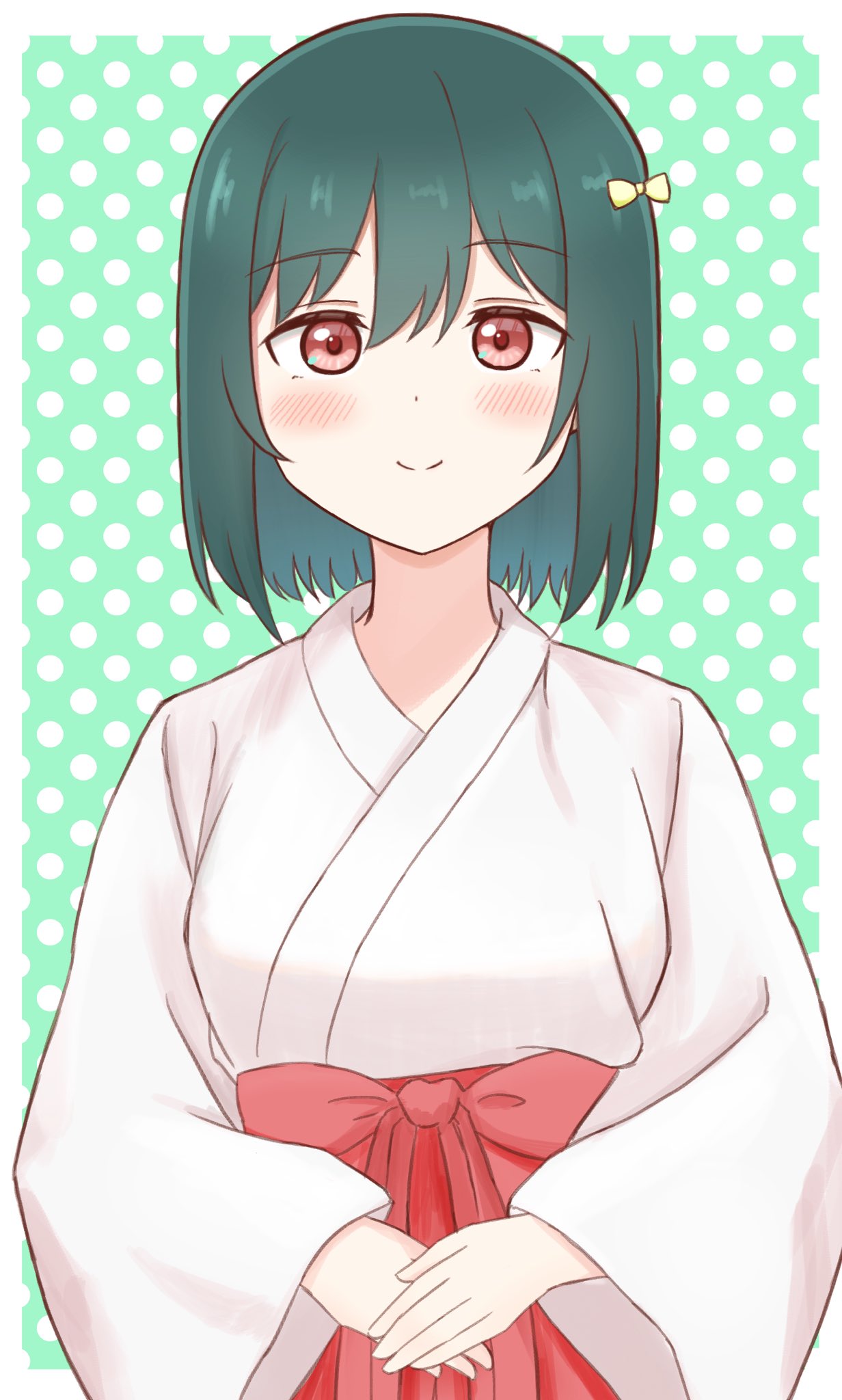 1girl blush border closed_mouth commentary_request green_background green_hair hair_ribbon hakama hakama_skirt highres iroha_(nami3) japanese_clothes long_sleeves looking_at_viewer love_live! love_live!_nijigasaki_high_school_idol_club mifune_shioriko miko outside_border polka_dot polka_dot_background red_eyes red_hakama ribbon short_hair skirt smile solo upper_body white_border wide_sleeves yellow_ribbon