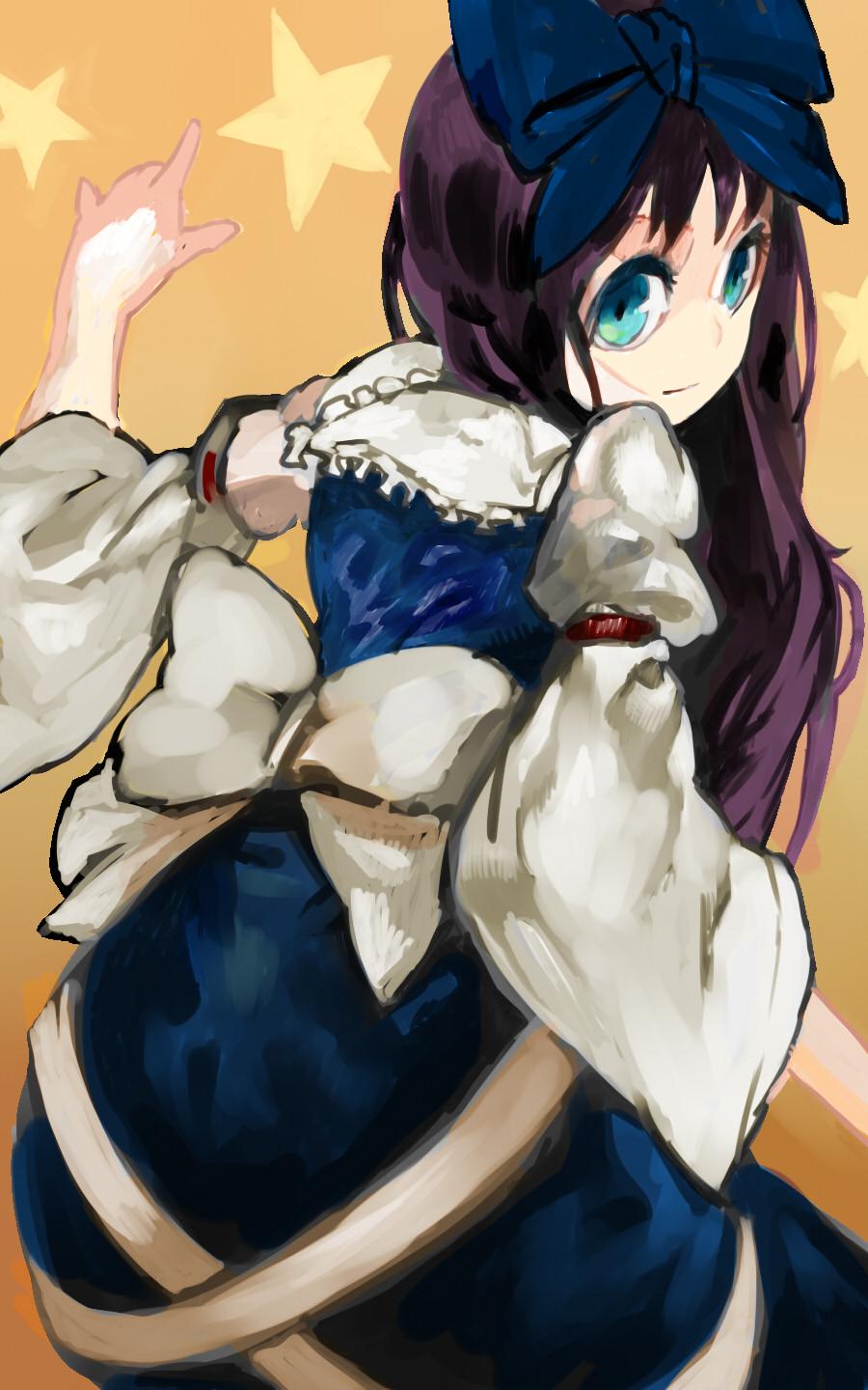 arm_up back black_hair blue_eyes hair_ornament hair_ribbon highres long_hair long_sleeves looking_at_viewer looking_back no_wings onion_(onion_and_pi-natto) puffy_sleeves ribbon simple_background smile star star_sapphire touhou wide_sleeves yellow_background