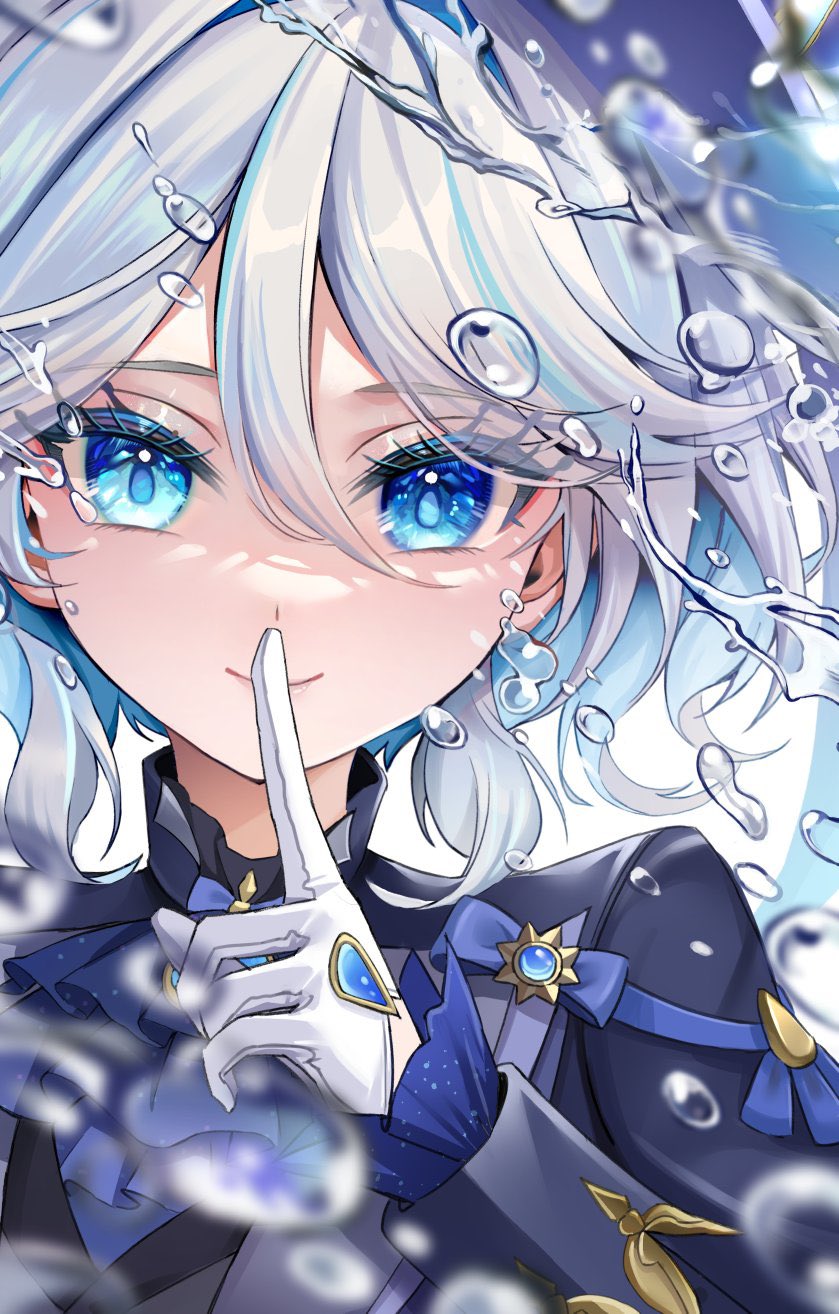 1girl ascot blue_ascot blue_eyes blue_hair blue_headwear blue_jacket blurry blurry_foreground colored_inner_hair drop-shaped_pupils finger_to_mouth furina_(genshin_impact) genshin_impact gloves hair_between_eyes hand_up hat heterochromia highres jacket kodona light_blue_hair lolita_fashion mismatched_pupils moguta_(moguta9) multicolored_hair short_hair shushing smile solo splashing top_hat upper_body water wavy_hair white_background white_gloves white_hair