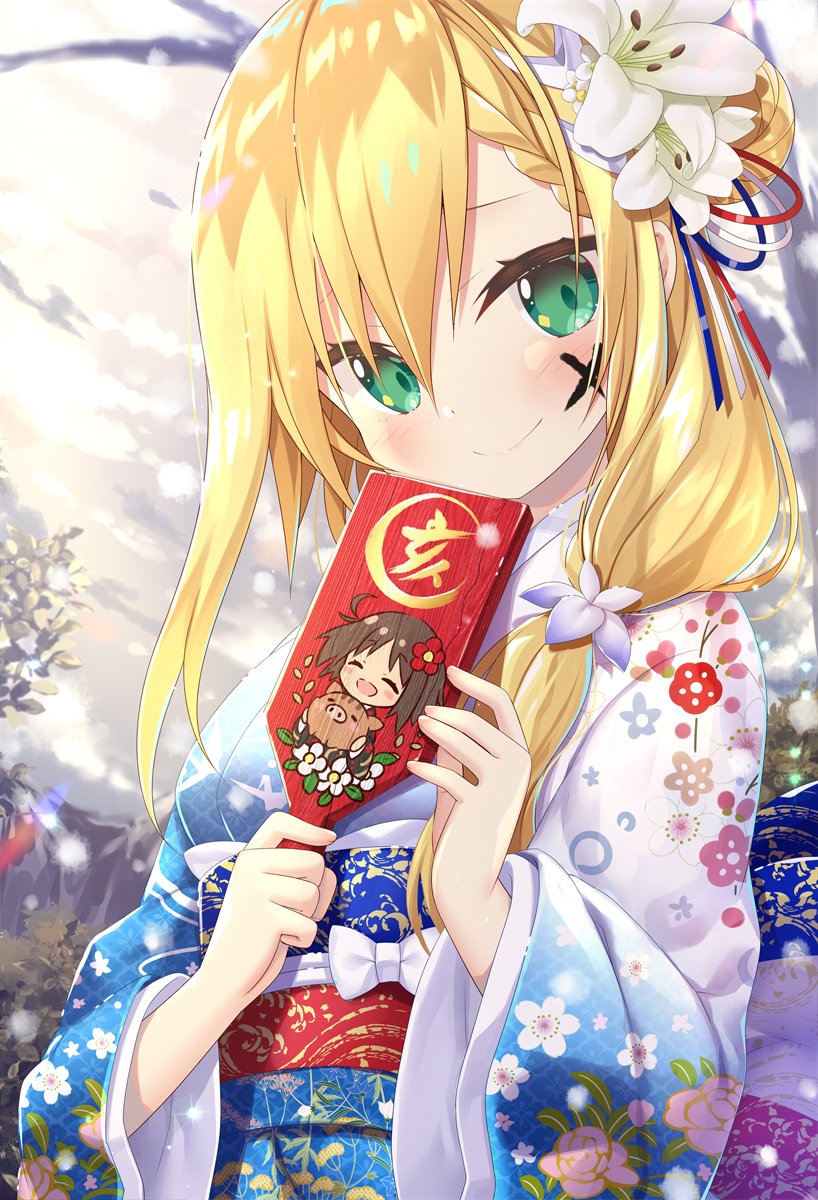 2girls alternate_hairstyle azur_lane blonde_hair blurry blurry_background blush braid chibi chinese_zodiac commentary eyes_closed floral_print flower forbin_(azur_lane) green_eyes hagoita hair_bun hair_flower hair_ornament hanetsuki highres holding japanese_clothes kimono le_mars_(azur_lane) lily_(flower) looking_at_viewer multiple_girls new_year obi open_mouth paddle plant portrait sash side_bun smile snowing solo yano_mitsuki year_of_the_pig