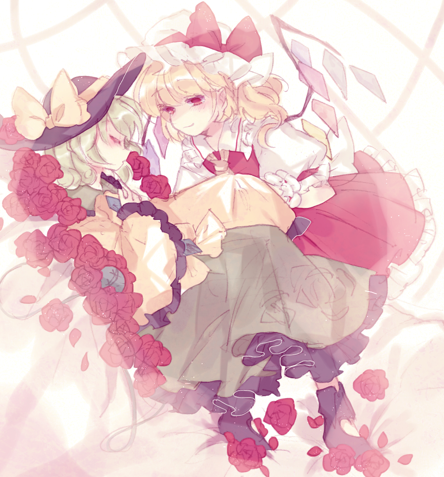 2girls ascot blonde_hair closed_eyes crystal_wings flandre_scarlet flower frills green_hair hat komeiji_koishi mob_cap multiple_girls puffy_short_sleeves puffy_sleeves red_flower red_ribbon red_rose ribbon rose short_sleeves smile sorani_(kaeru0768) touhou yellow_ascot yellow_ribbon