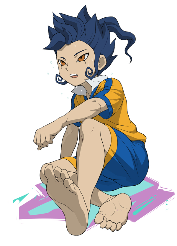 1boy barefoot blue_hair feet inazuma_eleven inazuma_eleven_(series) inazuma_eleven_go male_focus shota sitting soccer_uniform sweat tsurugi_kyousuke white_background yamamiya_hiroshi young