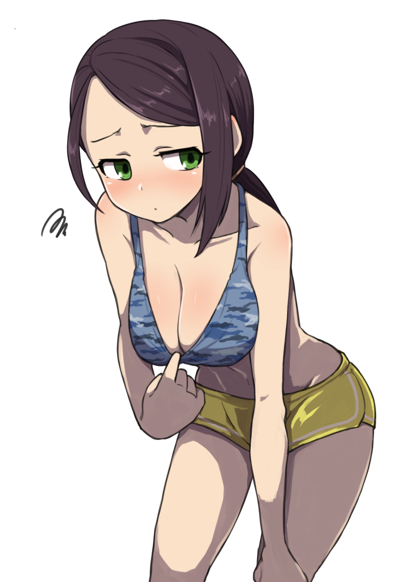 bare_shoulders black_hair blush breasts camouflage camouflage_shirt cleavage gazacy_(dai) green_eyes gym_shorts hand_on_own_knee highres idolmaster idolmaster_cinderella_girls large_breasts long_hair looking_away midriff navel ponytail short_shorts shorts simple_background solo sports_bra sportswear white_background wide_hips yamato_aki