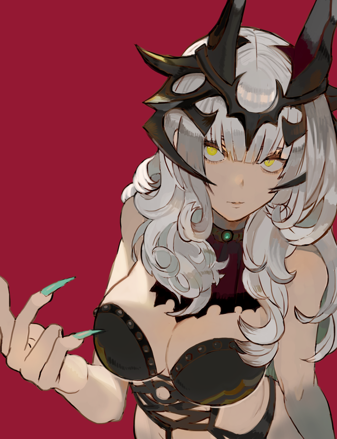 1girl bare_shoulders breasts carmilla_(fate/grand_order) cleavage crown fate/grand_order fate_(series) fingernails grey_hair image_sample kibadori_rue large_breasts long_fingernails long_hair looking_at_viewer nail_polish red_background slit_pupils solo tumblr_sample yellow_eyes