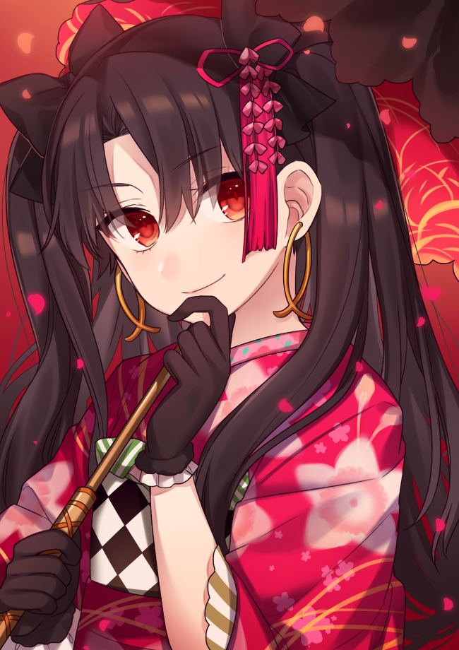 alternate_costume bangs black_gloves closed_mouth commentary_request earrings eyebrows_visible_through_hair fate/grand_order fate_(series) gloves hair_ornament hand_up holding holding_umbrella ishtar_(fate/grand_order) jewelry kanzashi karokuchitose long_hair looking_at_viewer obi parted_bangs sash smile solo two_side_up umbrella upper_body