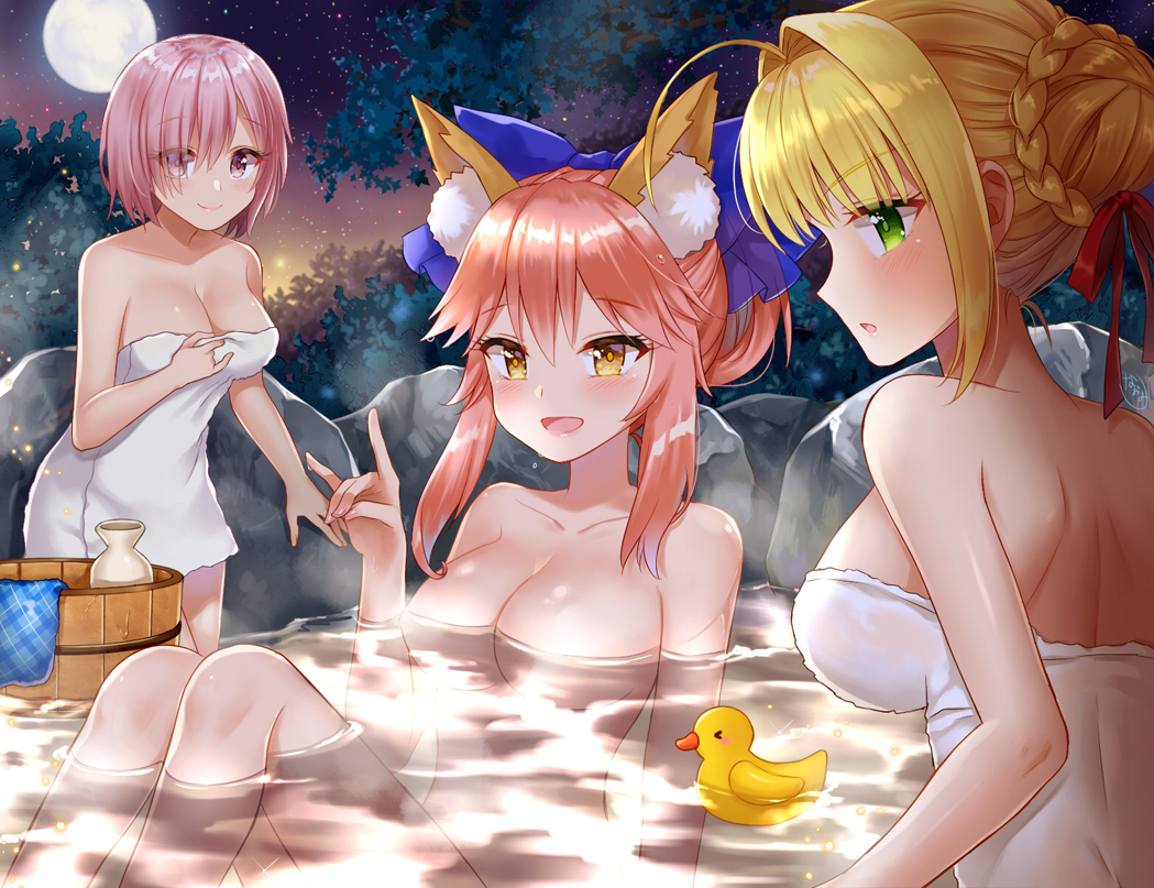 ahoge animal_ears blonde_hair blush breasts cleavage collarbone eyebrows_visible_through_hair eyes_visible_through_hair fate/extra fate/extra_ccc fate/grand_order fate_(series) fox_ears fox_shadow_puppet full_moon green_eyes hair_over_one_eye hair_ribbon large_breasts lavender_hair looking_at_viewer looking_to_the_side mash_kyrielight moon multiple_girls naomi_(fantasia) nature nero_claudius_(fate) nero_claudius_(fate)_(all) night onsen open_mouth outdoors partially_submerged pink_hair purple_eyes ribbon rubber_duck short_hair star star_(sky) tail tamamo_(fate)_(all) tamamo_no_mae_(fate) wading yellow_eyes