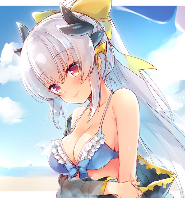 bare_shoulders beach bikini bikini_top blue_bikini blue_sky bow breasts cleavage cloud collarbone commentary day eyebrows_visible_through_hair fate/grand_order fate_(series) frilled_bikini_top frills hair_bow horns kiyohime_(fate/grand_order) kiyohime_(swimsuit_lancer)_(fate) long_hair looking_at_viewer medium_breasts outdoors ponytail red_eyes sazaki_ichiri silver_hair sky smile solo swimsuit