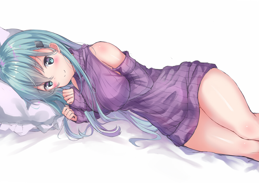alternate_costume aqua_eyes aqua_hair bare_shoulders blush breasts closed_mouth detached_sleeves dress frilled_pillow frills hair_ornament hairclip kantai_collection large_breasts long_hair long_sleeves looking_at_viewer lying no_legwear on_side pillow purple_sweater simple_background sleeveless sleeveless_turtleneck sleeves_past_wrists smile solo suzuya_(kantai_collection) sweater sweater_dress tareme thighs turtleneck turtleneck_sweater white_background yukishiro_arute