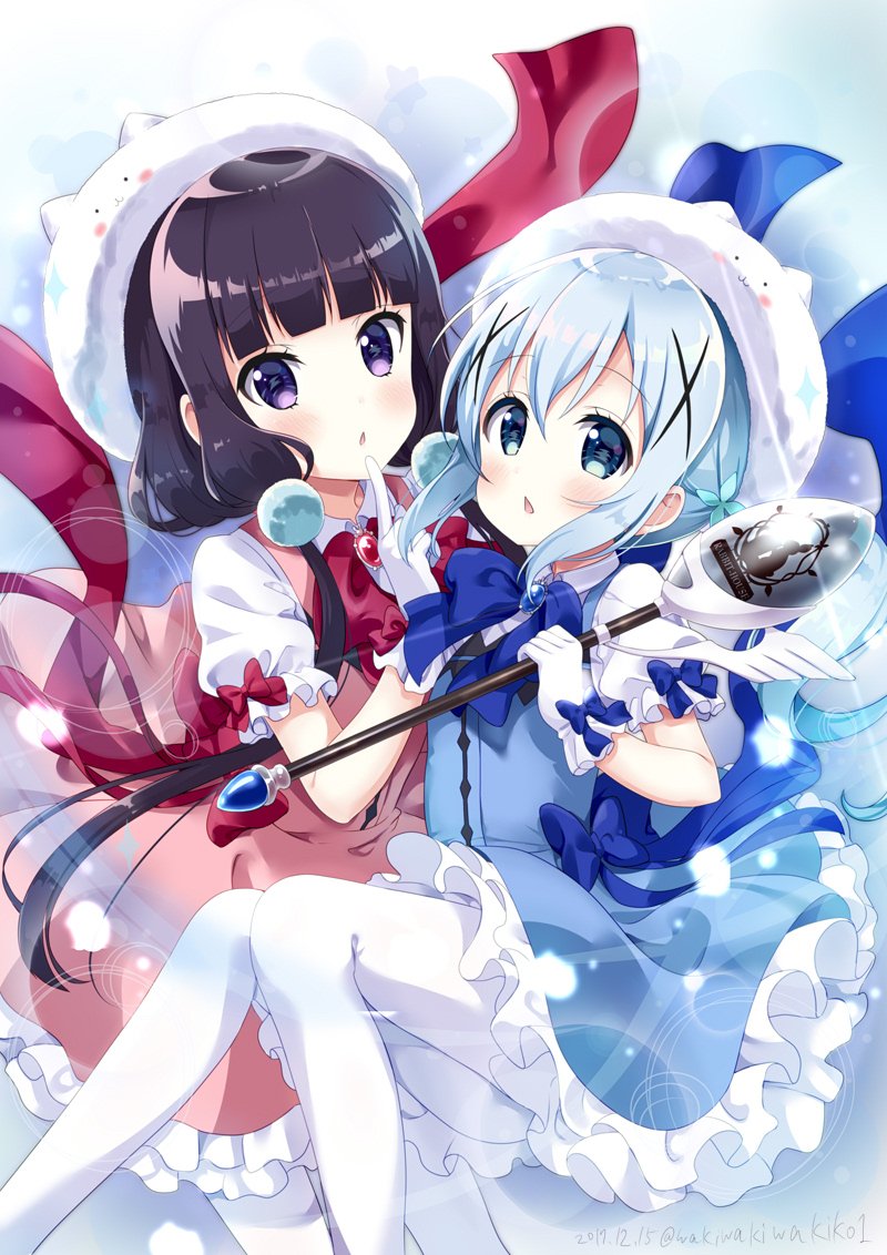 alternate_color bangs blend_s blue_bow blue_eyes blue_hair blue_skirt blue_vest blush bow character_hat chestnut_mouth commentary_request company_connection cosplay eyebrows_visible_through_hair frilled_skirt frills gloves gochuumon_wa_usagi_desu_ka? hair_between_eyes hair_ornament hat holding holding_spoon holding_wand kafuu_chino kafuu_chino_(cosplay) long_hair looking_at_viewer low_twintails magical_girl manga_time_kirara matching_outfit multiple_girls neki_(wakiko) pantyhose parted_lips pink_skirt pink_vest puffy_short_sleeves puffy_sleeves purple_eyes purple_hair sakuranomiya_maika shirt short_sleeves sidelocks skirt spoon tippy_(gochiusa) twintails very_long_hair vest wand white_gloves white_hat white_legwear white_shirt x_hair_ornament