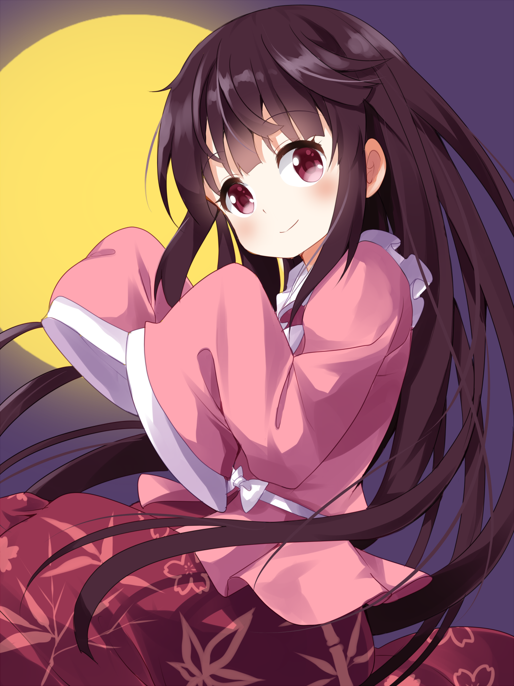 bangs black_hair blouse blunt_bangs blush brown_eyes closed_mouth commentary_request floral_print from_side full_moon highres houraisan_kaguya long_hair looking_at_viewer looking_to_the_side moon pink_blouse red_skirt ruu_(tksymkw) sidelocks skirt sleeves_past_wrists smile solo touhou very_long_hair