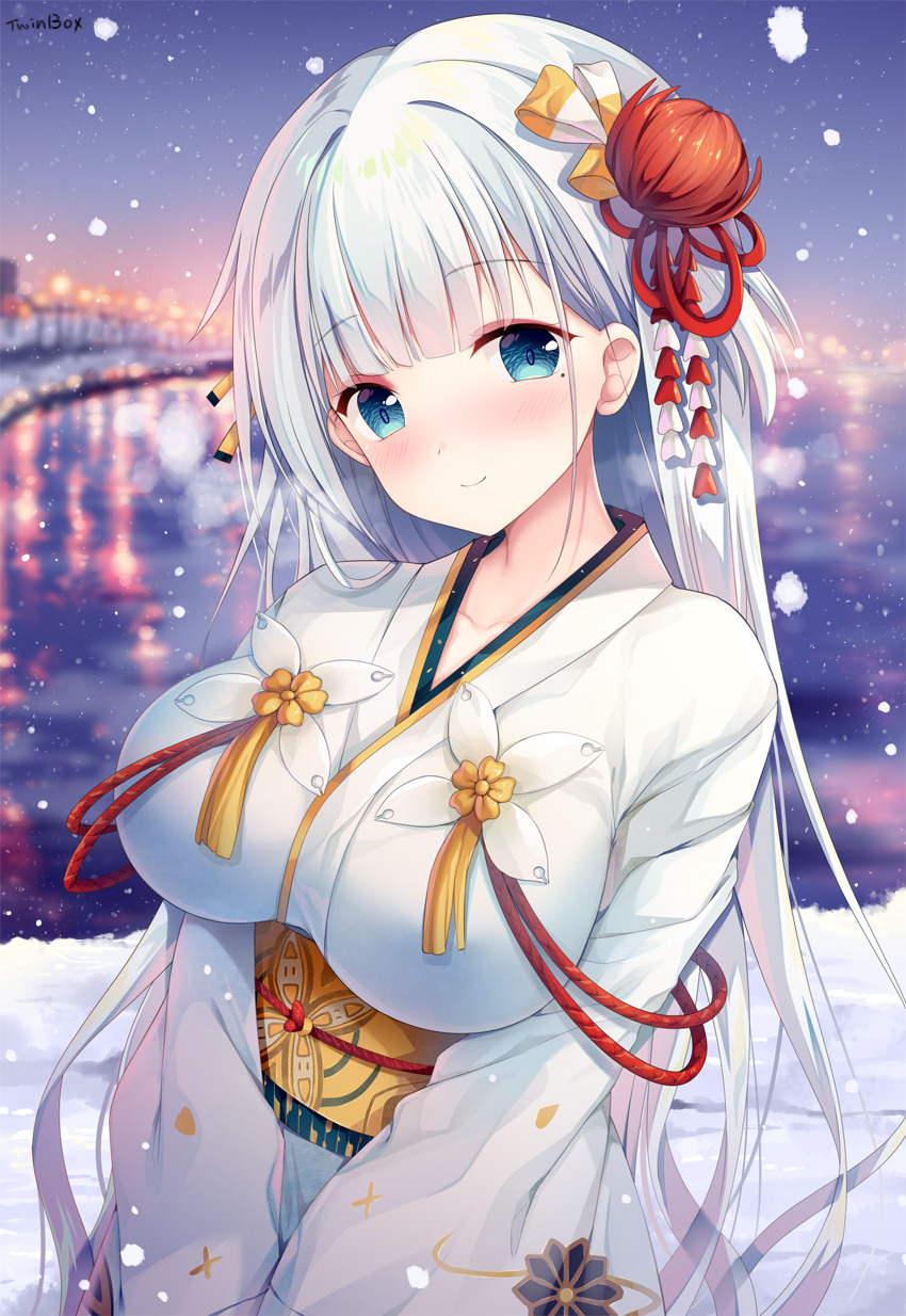 azur_lane backlighting bangs blue_eyes blunt_bangs blush breath circle_name city_lights closed_mouth commentary_request eyebrows_visible_through_hair flower hair_flower hair_ornament head_tilt highres japanese_clothes kimono long_hair long_sleeves looking_at_viewer mole mole_under_eye night night_sky nose_blush outdoors reflection shore shoukaku_(azur_lane) silver_hair sky smile snow snowing solo sousouman straight_hair tareme underbust upper_body very_long_hair water white_kimono wide_sleeves