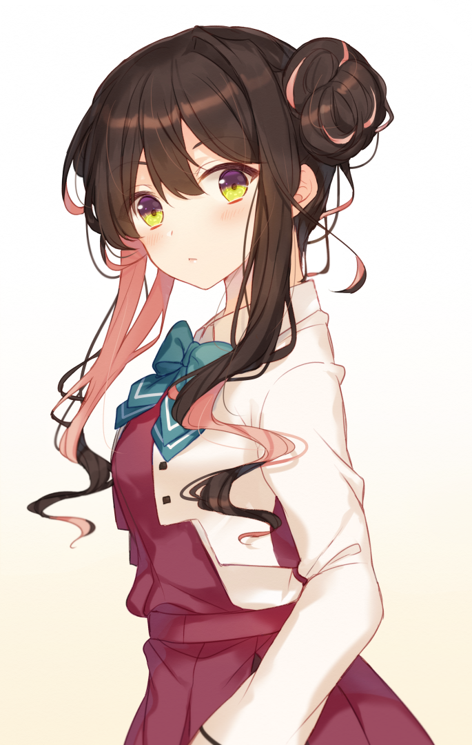 :&lt; alternate_hairstyle bangs blue_bow blue_neckwear blush bow bowtie brown_hair closed_mouth dress eyebrows_visible_through_hair from_side gradient gradient_background green_eyes hair_bun hiiragi_souren jacket kantai_collection long_sleeves looking_at_viewer looking_to_the_side multicolored multicolored_eyes multicolored_hair naganami_(kantai_collection) open_clothes open_jacket pink_hair purple_dress purple_eyes remodel_(kantai_collection) shiny shiny_hair side_bun sidelocks single_hair_intake tareme tied_hair two-tone_hair upper_body wavy_hair white_jacket yellow_background