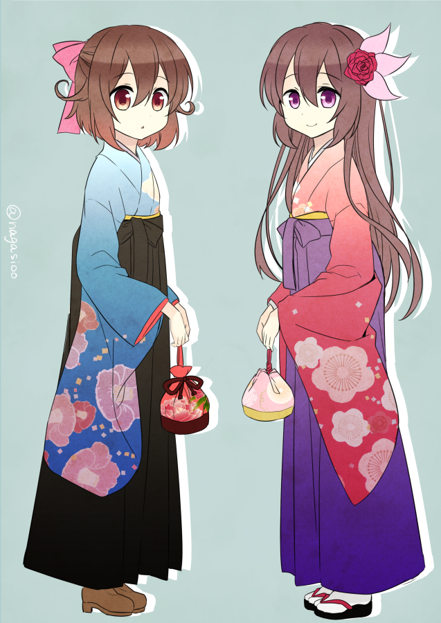 alternate_costume blue_background bow brown_hair commentary_request floral_print flower full_body hair_bow hair_flower hair_ornament hakama japanese_clothes kantai_collection kimono kinchaku kisaragi_(kantai_collection) long_hair long_sleeves looking_at_viewer multiple_girls mutsuki_(kantai_collection) nagasioo parted_lips pouch purple_eyes red_eyes short_hair simple_background smile tabi twitter_username wide_sleeves zouri