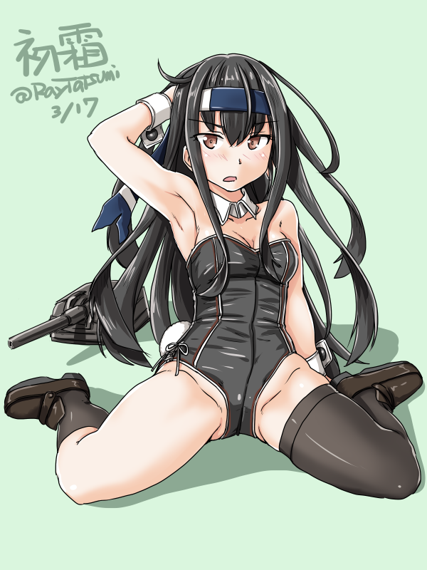 :o arm_behind_head arm_up armpits bare_shoulders black_hair black_legwear black_leotard blue_hairband breasts brown_eyes brown_footwear bunny_tail cleavage detached_collar fake_tail full_body gloves green_background groin hairband hatsushimo_(kantai_collection) kantai_collection leaning_back leotard loafers long_hair looking_at_viewer open_mouth playboy_bunny_leotard shadow shoes sidelocks simple_background single_glove sitting small_breasts solo straight_hair strapless strapless_leotard tail tatsumi_ray turret very_long_hair wariza wing_collar