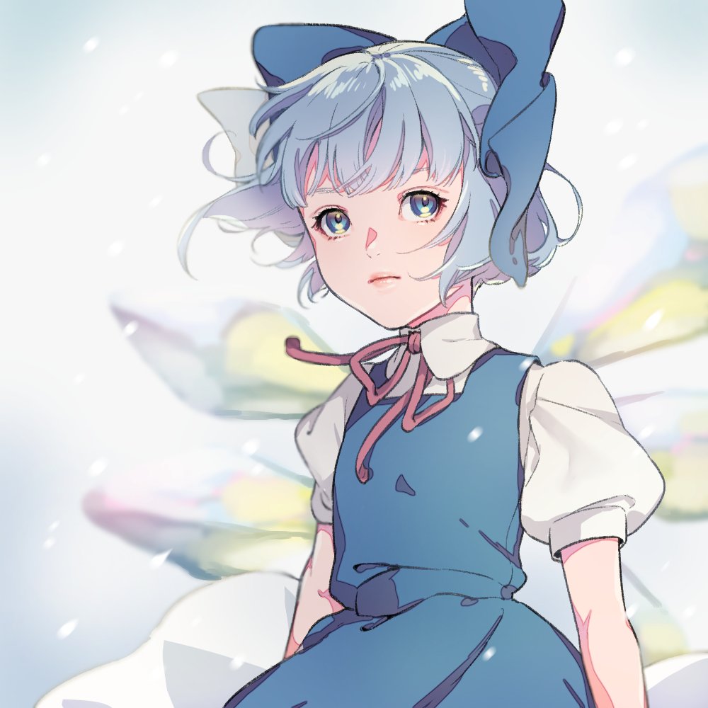 ama_mt bangs blue_bow blue_dress blue_eyes blue_hair blunt_bangs blurry bow cirno closed_mouth depth_of_field dress floating_hair hair_bow half_updo ice ice_wings lips puffy_short_sleeves puffy_sleeves red_ribbon ribbon short_hair short_sleeves simple_background snowing solo touhou wind wings