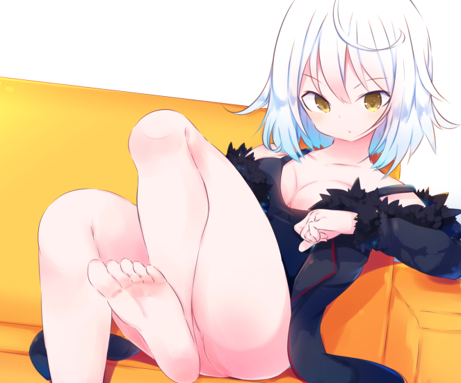 bangs bare_legs barefoot beni_shake black_dress black_jacket breasts cleavage closed_mouth collarbone commentary_request couch dress eyebrows_visible_through_hair fate/grand_order fate_(series) fur-trimmed_jacket fur_trim hair_between_eyes jacket jeanne_d'arc_(alter)_(fate) jeanne_d'arc_(fate)_(all) long_sleeves looking_at_viewer medium_breasts on_couch silver_hair simple_background sleeveless sleeveless_dress soles solo v-shaped_eyebrows white_background wicked_dragon_witch_ver._shinjuku_1999 yellow_eyes