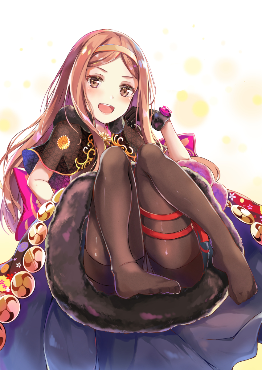 :d bangs black_gloves blush bow brown_capelet brown_eyes brown_hair brown_legwear capelet chacha_(fate/grand_order) commentary_request crotch_seam eyebrows_visible_through_hair fate/grand_order fate_(series) feet fur-trimmed_capelet fur_trim gloves hairband hand_up highres konka long_hair looking_at_viewer no_shoes open_mouth panties panties_under_pantyhose pantyhose parted_bangs purple_bow round_teeth smile solo teeth thighband_pantyhose underwear upper_teeth very_long_hair white_background yellow_hairband