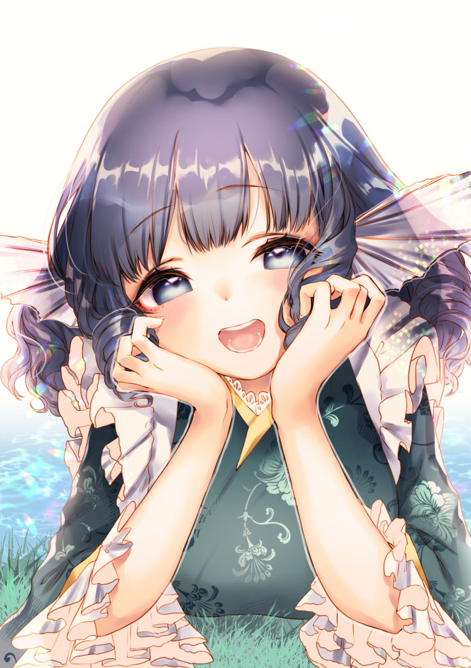 bangs blue_eyes blue_hair breast_rest breasts dark_blue_hair day drill_hair elbow_rest eyebrows_visible_through_hair eyelashes floral_print frilled_sleeves frills grass green_kimono head_fins head_in_hand head_rest head_tilt highres japanese_clothes kimono lake looking_at_viewer mermaid mokokiyo_(asaddr) monster_girl open_mouth outdoors shiny shiny_hair sleeves_past_elbows solo touhou upper_body upper_teeth wakasagihime