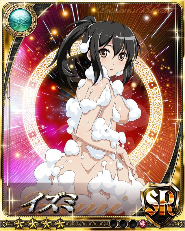 1girl ass barefoot black_hair blush breasts card_(medium) curvy female huge_ass izumi_(queen's_blade) large_breasts long_hair looking_at_viewer looking_back lost_worlds nude ponytail queen's_blade queen's_blade_rebellion shiny shiny_skin yellow_eyes