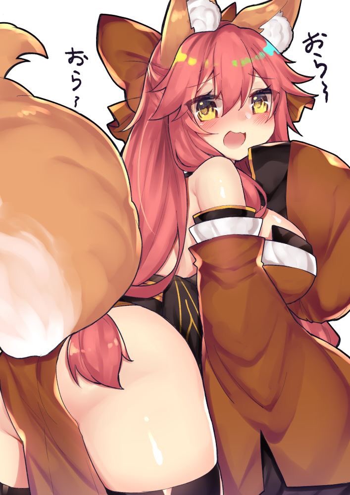 alternate_color animal_ear_fluff animal_ears ass bow breasts commentary fate/extra fate/grand_order fate_(series) fox_ears fox_tail hair_bow japanese_clothes large_breasts long_hair looking_at_viewer looking_back open_mouth osiimi pink_hair simple_background solo tail tamamo_(fate)_(all) tamamo_no_mae_(fate) white_background yellow_eyes
