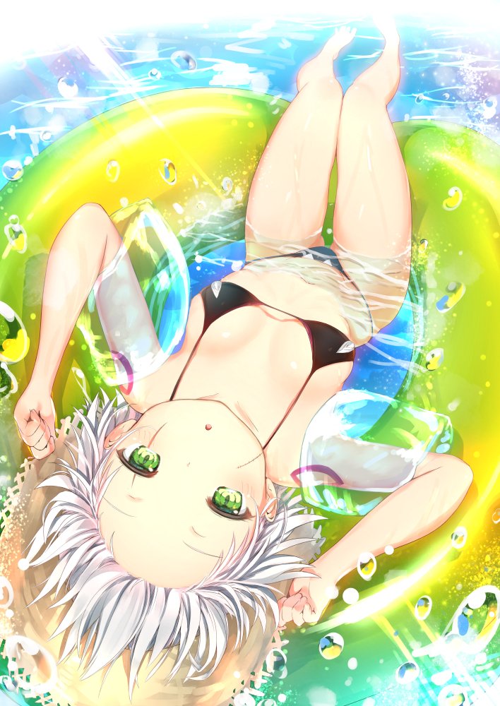 ass_visible_through_thighs bare_legs barefoot bikini black_bikini breasts fate/apocrypha fate_(series) foreshortening green_eyes hat holding holding_hat innertube jack_the_ripper_(fate/apocrypha) looking_at_viewer lying navel on_back parted_lips partially_submerged scar scar_across_eye small_breasts solo stitches straw_hat string_bikini sun_hat sune_(mugendai) swimsuit tattoo upside-down white_hair
