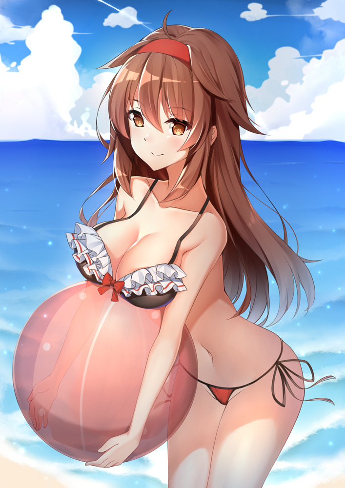 ahoge ball bangs bare_arms bare_shoulders beachball bikini black_bikini_top blue_sky blush bow_bikini breast_rest breasts brown_eyes brown_hair cleavage closed_mouth cloud cloudy_sky collarbone commentary_request day eyebrows_visible_through_hair frilled_bikini_top frills groin hair_between_eyes hair_flaps hairband holding holding_ball horizon kantai_collection large_breasts long_hair looking_away mismatched_bikini navel ocean outdoors red_bikini_bottom red_hairband remodel_(kantai_collection) shiratsuyu_(kantai_collection) side-tie_bikini sky smile solo standing swimsuit transparent very_long_hair water yuxian_youka