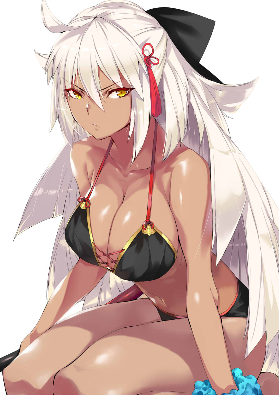 ahoge bikini black_bikini blue_scrunchie breasts cleavage collarbone commentary_request dark_skin fate/grand_order fate_(series) grey_hair hair_between_eyes hair_ornament hair_ribbon half_updo halterneck highres large_breasts leaning_forward looking_at_viewer navel ohland okita_souji_(alter)_(fate) okita_souji_(fate)_(all) ribbon scrunchie seiza shiny shiny_skin simple_background sitting solo swimsuit tsurime v-shaped_eyebrows white_background wrist_scrunchie yellow_eyes