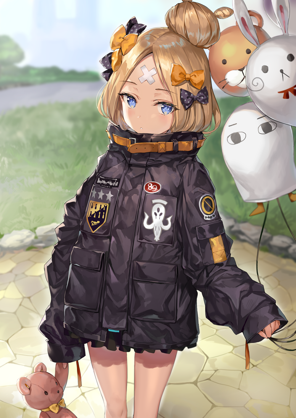 abigail_williams_(fate/grand_order) alternate_hairstyle balloon bandaid_on_forehead bangs belt black_bow black_jacket blonde_hair blue_eyes blush bow commentary_request fate/grand_order fate_(series) forehead fou_(fate/grand_order) hair_bow hair_bun heroic_spirit_traveling_outfit high_collar highres holding holding_stuffed_animal jacket legs loafers long_hair looking_at_viewer looking_up medjed momoko_(momopoco) open_mouth orange_bow parted_bangs polka_dot polka_dot_bow shoes sleeves_past_fingers sleeves_past_wrists solo stuffed_animal stuffed_toy teddy_bear thighs
