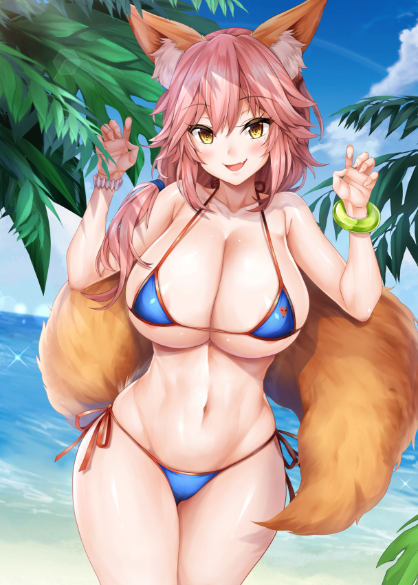 animal_ear_fluff animal_ears bangs bare_shoulders beach bikini blue_bikini blue_sky blush bracelet breasts claw_pose cleavage cloud collarbone commentary day fang fate/extra fate/grand_order fate_(series) fox_ears fox_tail hair_between_eyes hips jewelry large_breasts long_hair looking_at_viewer md5_mismatch navel ocean oni-noboru open_mouth outdoors palm_tree paw_pose pink_hair sky smile solo standing swimsuit tail tamamo_(fate)_(all) tamamo_no_mae_(swimsuit_lancer)_(fate) thighs tree yellow_eyes